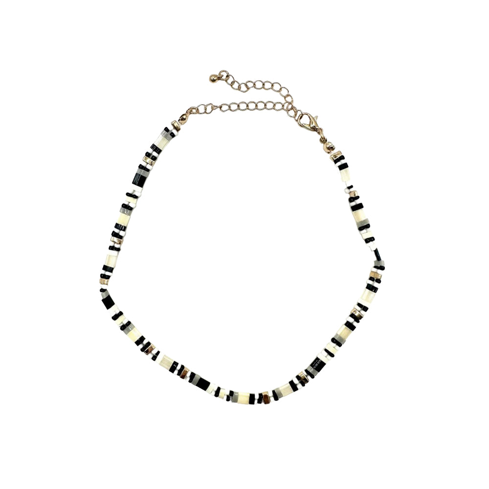 Tila Choker