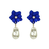 Dahlia Earrings - Small Nugget