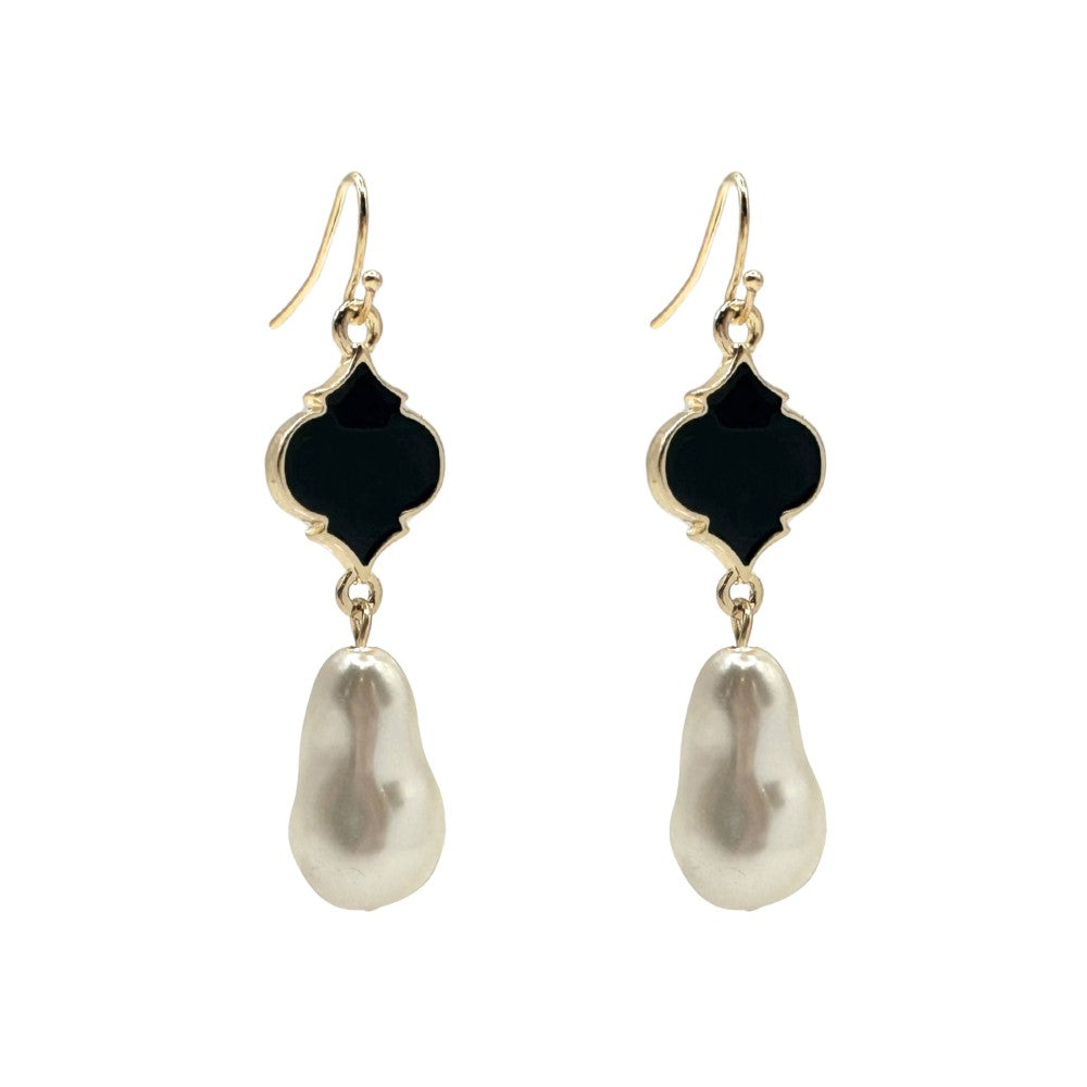 French Hook Earrings - Spade - Small Nugget
